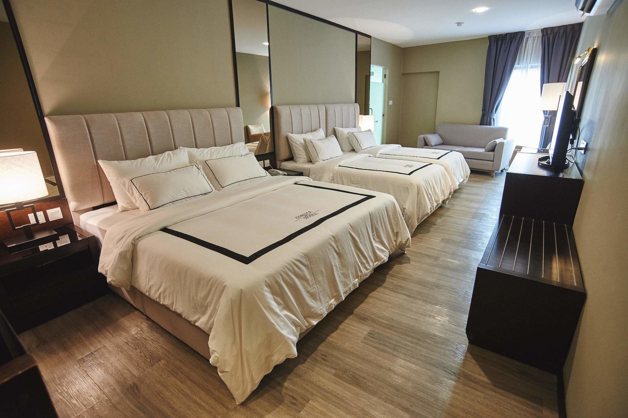 Corsica Hotel Kulai Exterior photo