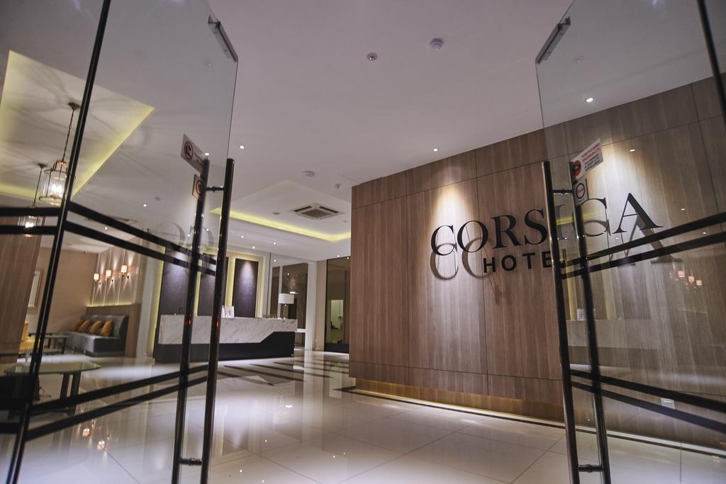 Corsica Hotel Kulai Exterior photo